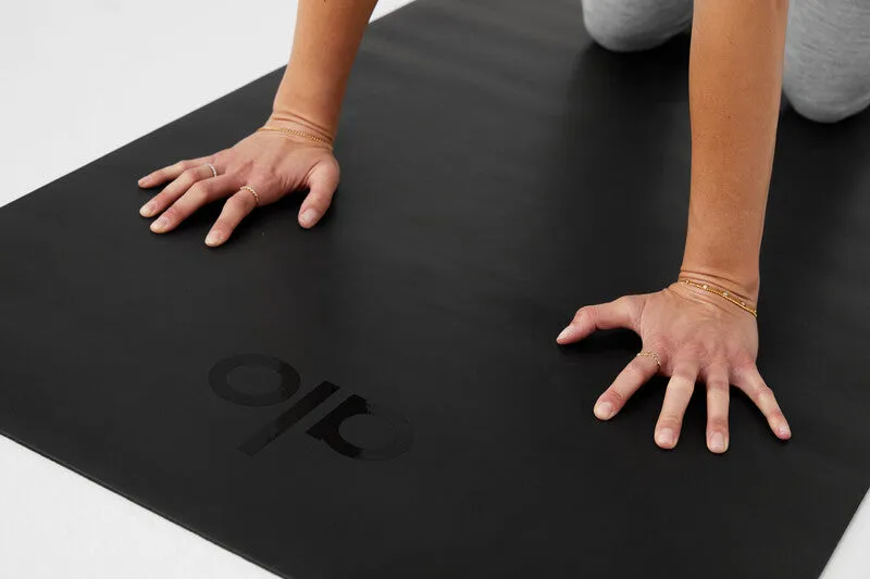 Alo Warrior Yoga Mat