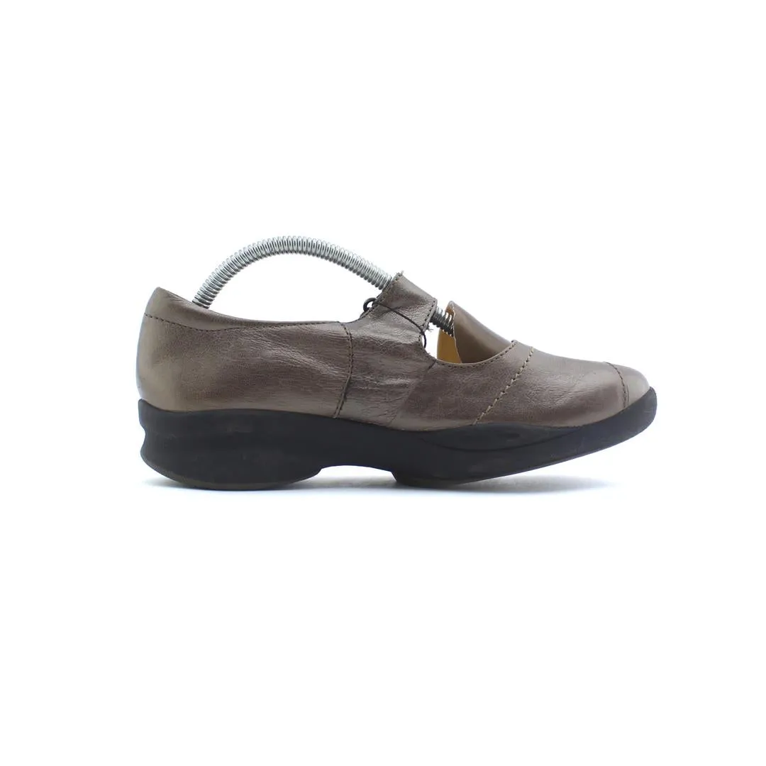 CLARKS IN-MOTION