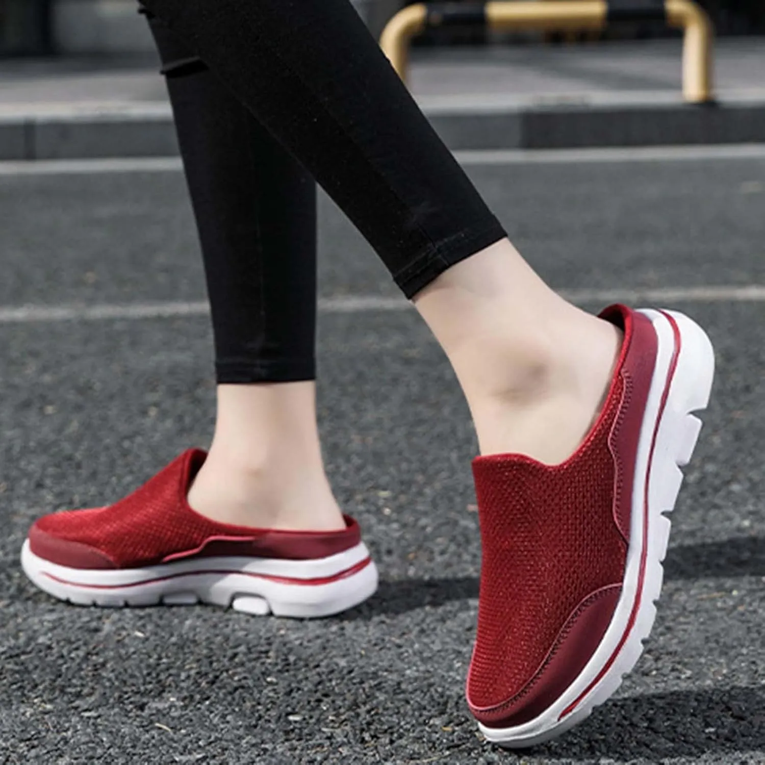 Comfortable and Breathable Flat Soled Slip On Mesh Heelless Casual Shoes for Men and Women Casual Skate Shoes
