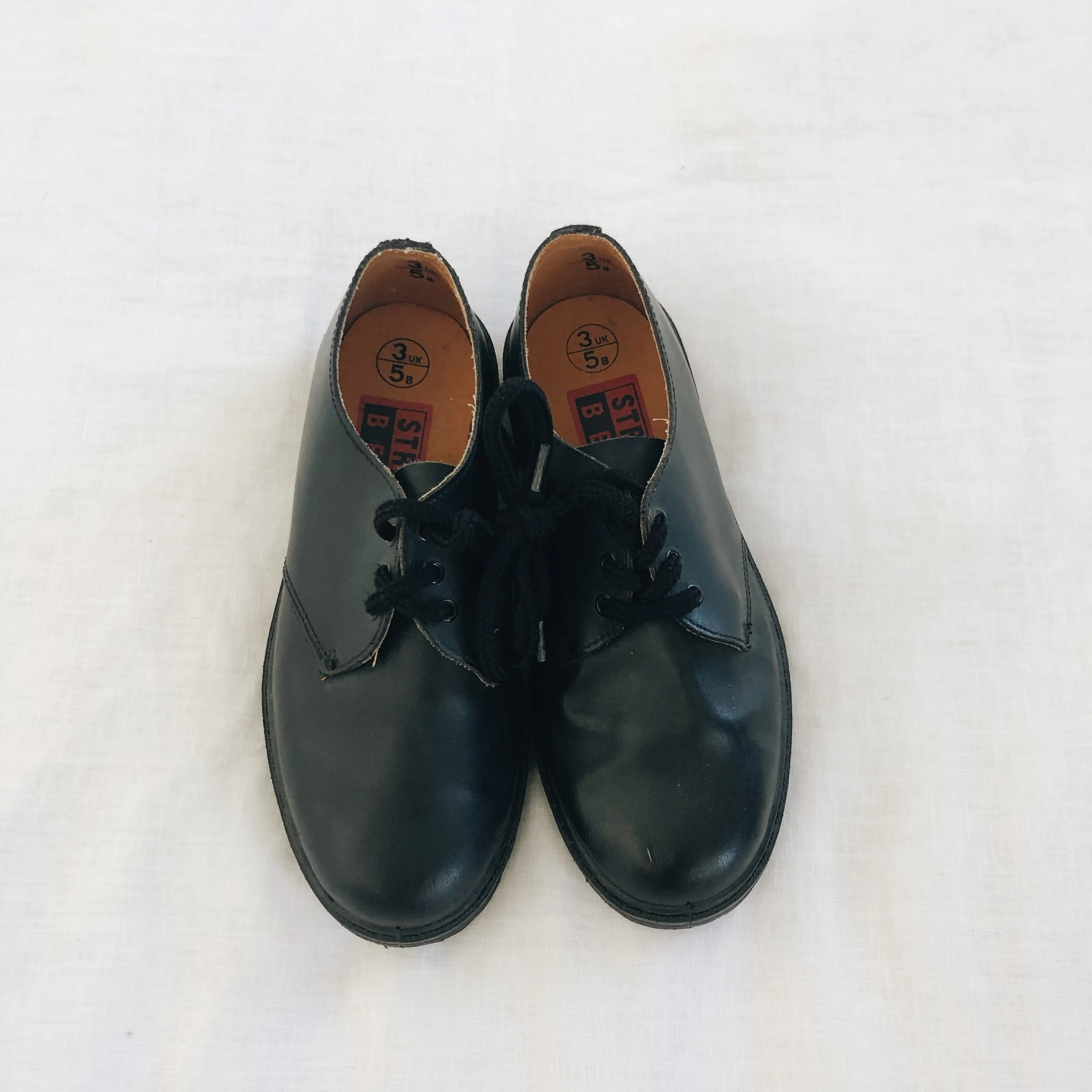 Grosby Leather Shoes