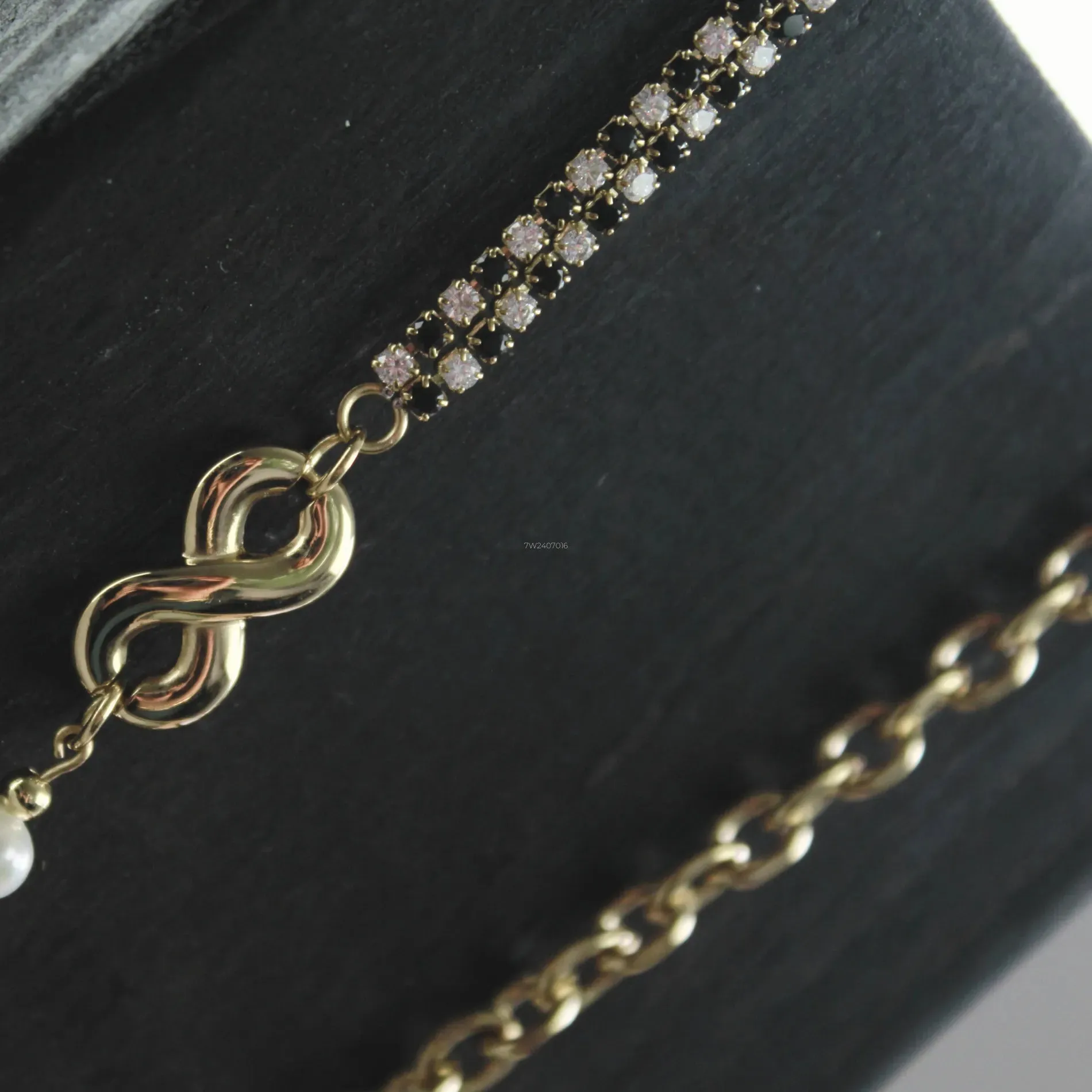 Joy Waterproof Infinity CZ Pearl Necklace 18K Gold Plating