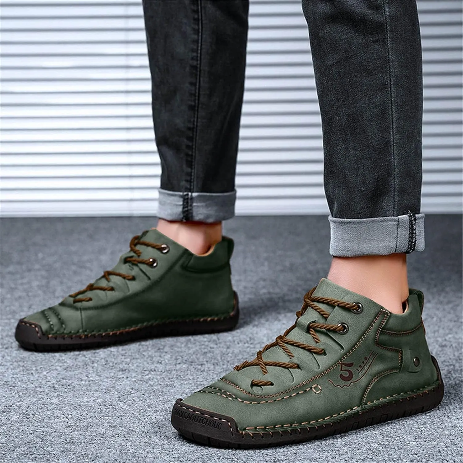 Mens Casual Slip on Shoes Leather Fashion Summer And Autumn Men Leather Shoes Flat Soft Bottom Comfortable Mid Top Lace Up Casual Casual Men's Shoe