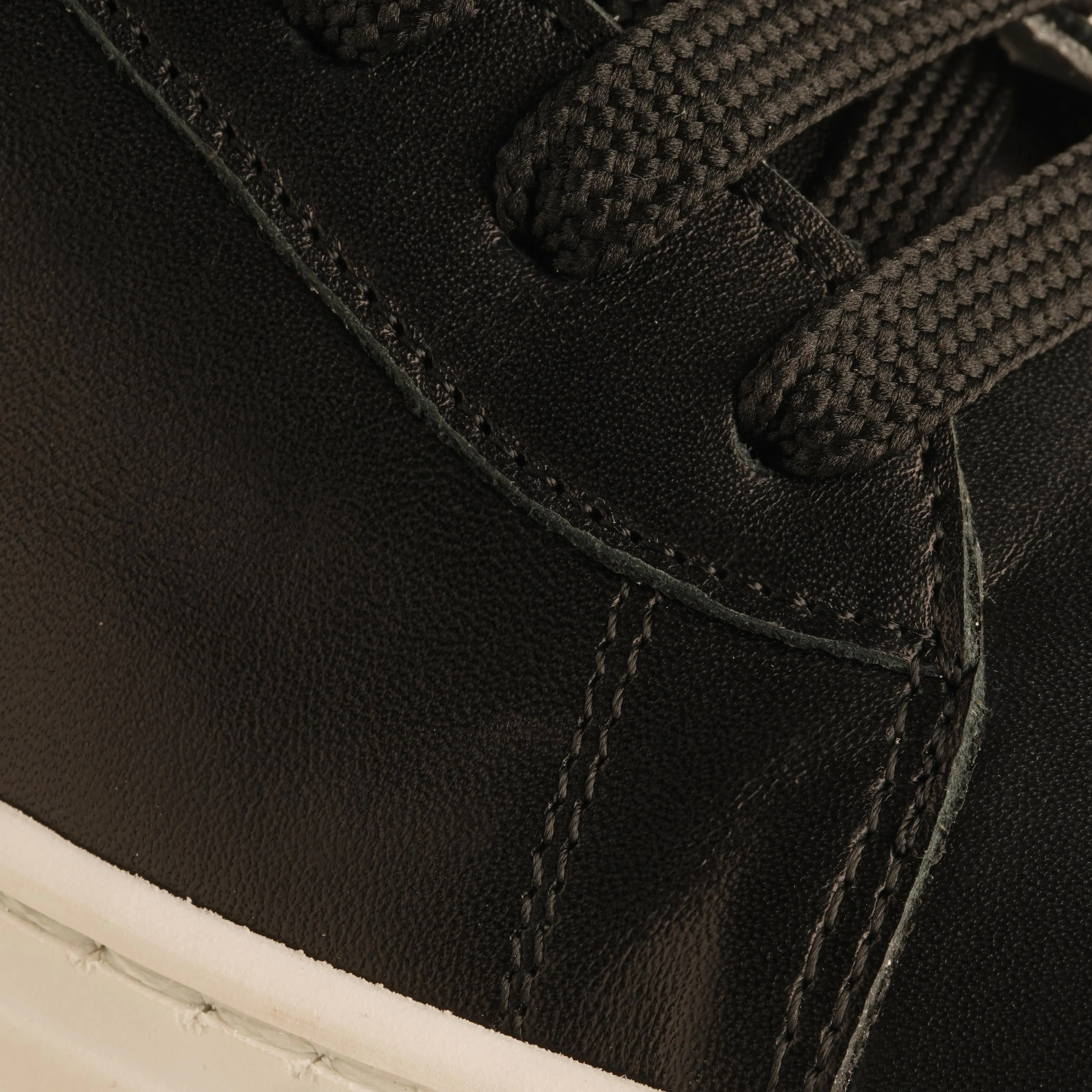 Silvia Sneakers
